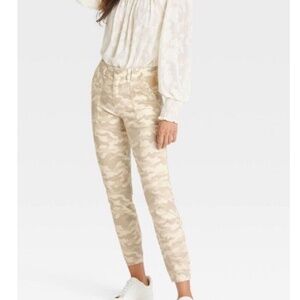 Knox Rose High Rise Skinny Cream/Tan Camouflage Women's Jeans